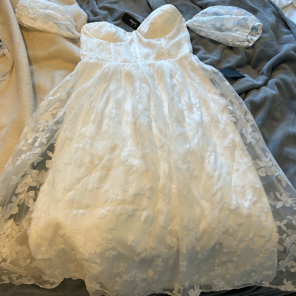 lulus off the shoulder white mini dress, size L - Picture 3 of 7